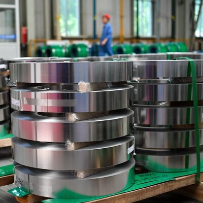 شراء مطحنة / شق حافة الفولاذ المقاوم للصدأ شرائط معدنية، 93 صلابة المدرفلة على الساخن قطاع الصلب تصنيع عبر الإنترنت